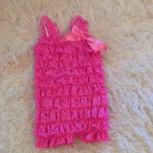 Baby 👶🏼 Ruffle Romper Size 6M-1Y